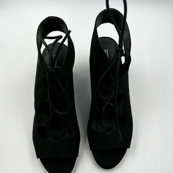 Black strappy lace up heel sandal - Picture 4 of 4